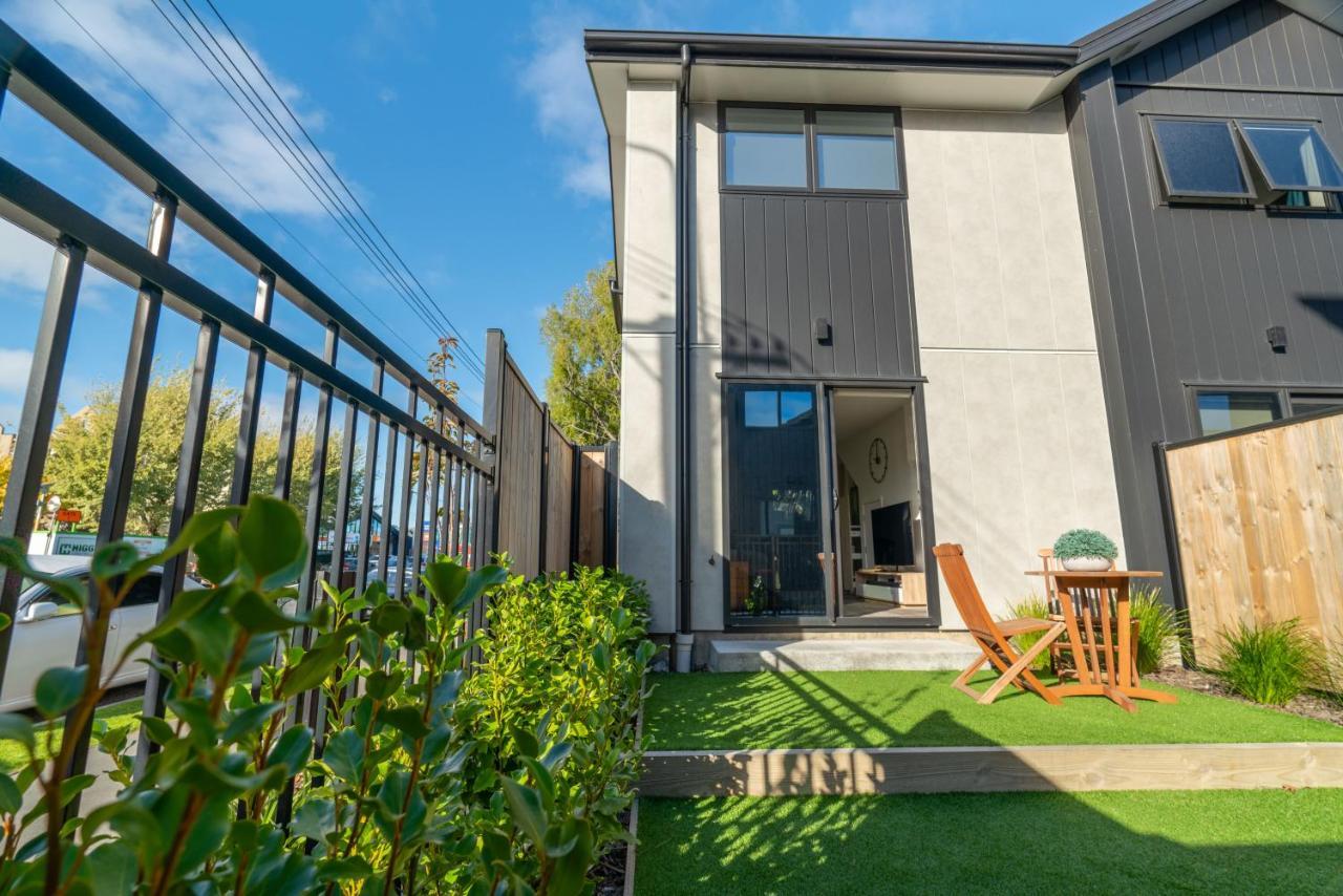King Bed On Hagley Park Corner In The Cbd Apartment Christchurch Luaran gambar