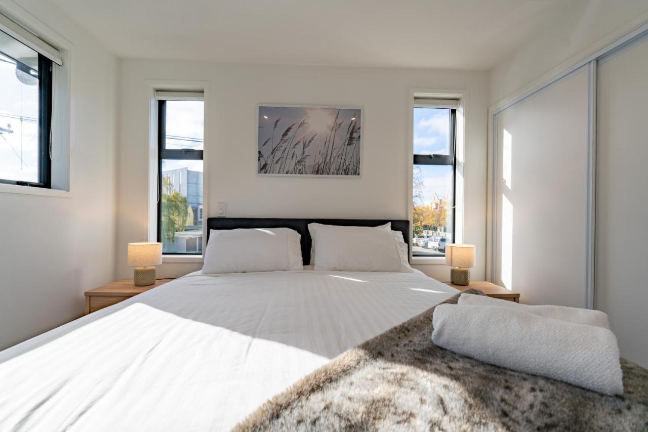 King Bed On Hagley Park Corner In The Cbd Apartment Christchurch Luaran gambar