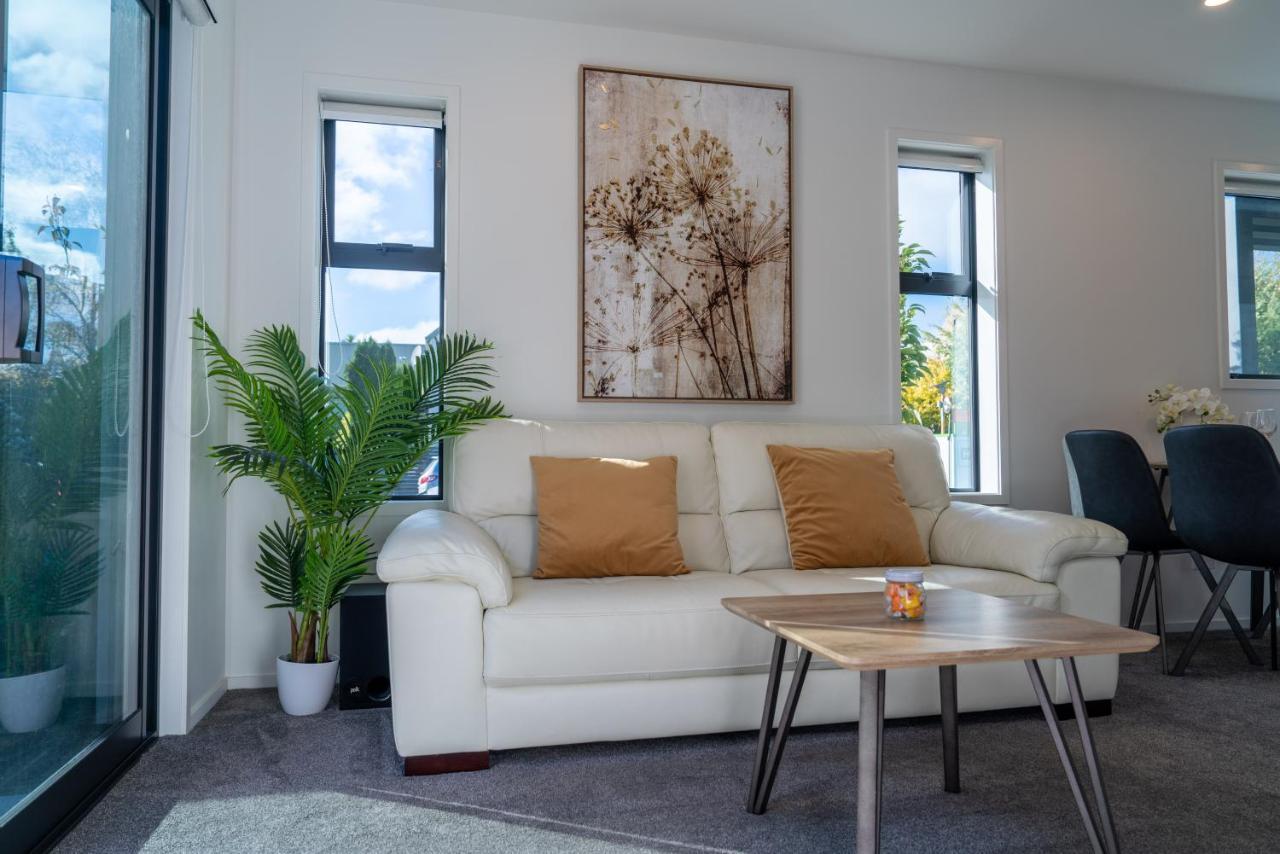 King Bed On Hagley Park Corner In The Cbd Apartment Christchurch Luaran gambar