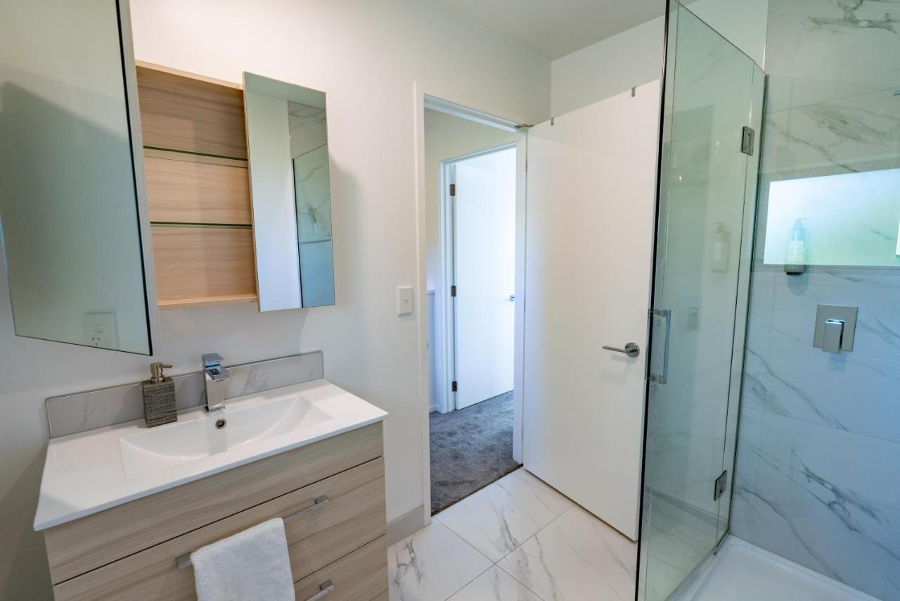 King Bed On Hagley Park Corner In The Cbd Apartment Christchurch Luaran gambar
